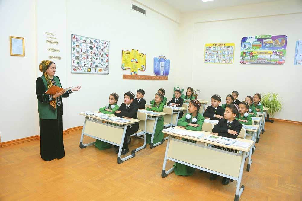 Başlangyç synplarda sapagy täsirli guramak