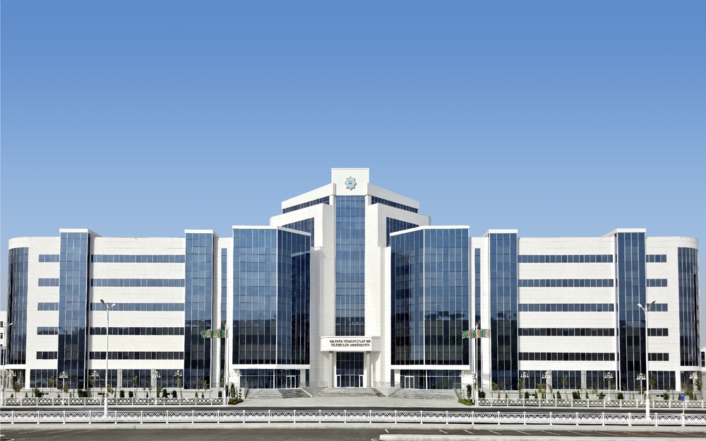 Arkadagymyz Gurbanguly Berdimuhamedowyň “Atda wepa-da bar, sapa-da” eseri boýunça “Kitap bilen dünýä syry açylýar” atly kitap okamak bäsleşigi