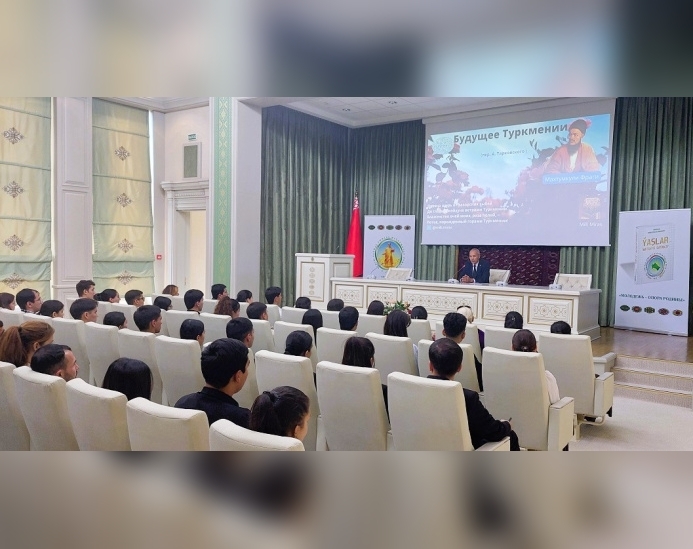 В Посольстве Туркменистана в Минске прошла праздничная встреча с туркменскими студентами