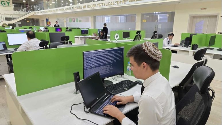 Kiberhowpsuzlyk tejribeleri artdyrylýar