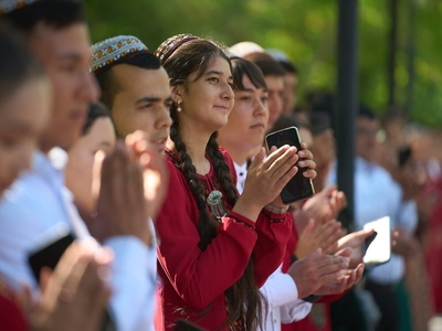 Иностранные студенты АГУ отметили юбилей Махтумкули