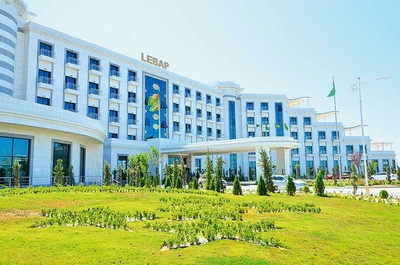 Summer vacation continues