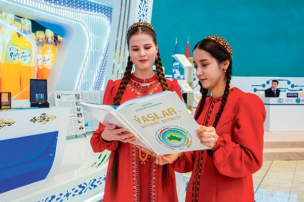 Ýaşlar parahatçylygyň tarapdary!