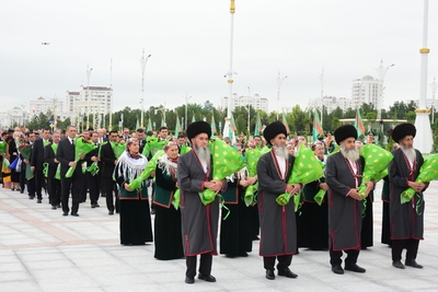 President Serdar Berdimuhamedov took part in the festive ceremonies