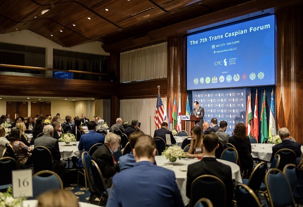 Waşingtonda Hazarüsti halkara ulag geçelgesini ösdürmek boýunça forum geçiriler