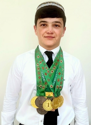 Bagtdan paýly, sylagdan serpaýly ýaşlar!