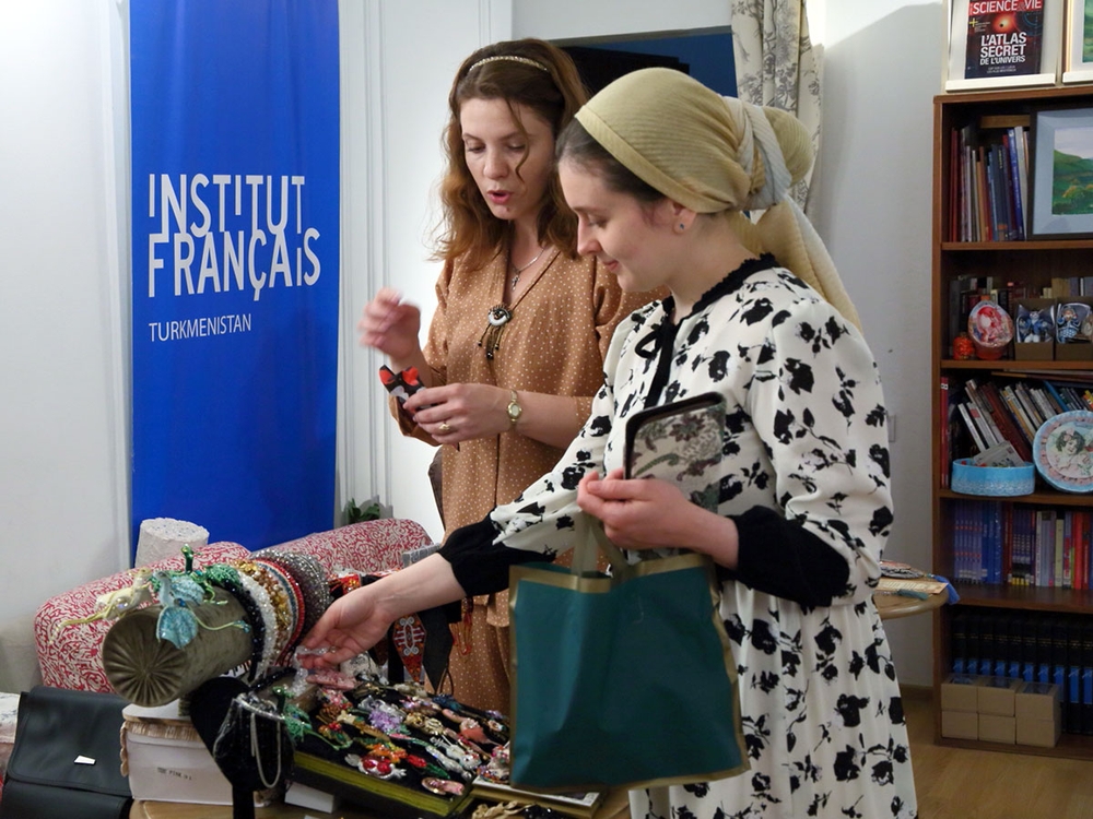 Creative meeting of enthusiastic craftsmen «Design Plus»