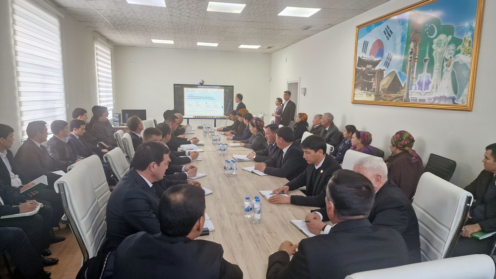 Innowasiýa maglumat merkezi “Project management”-e  esaslanýan täze onlaýn ulgamyň tanyşdyrylyş maslahatyny geçirdi