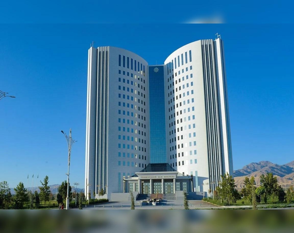 Turkmen youth will be sent to study in China and Hungary