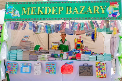 Online store or school fair: where is it easier to get a child to school?