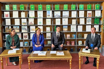 Hazar parahatlyk, ynanyşma we hyzmatdaşlyk deňzidir