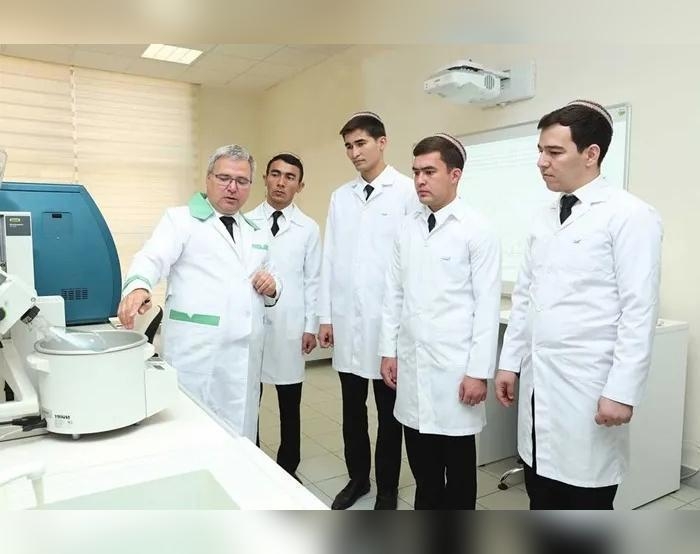 Türkmen döwlet uniwersiteti Slowakiýanyň Tehnologiýa uniwersiteti bilen hyzmatdaşlygy güýçlendirýär
