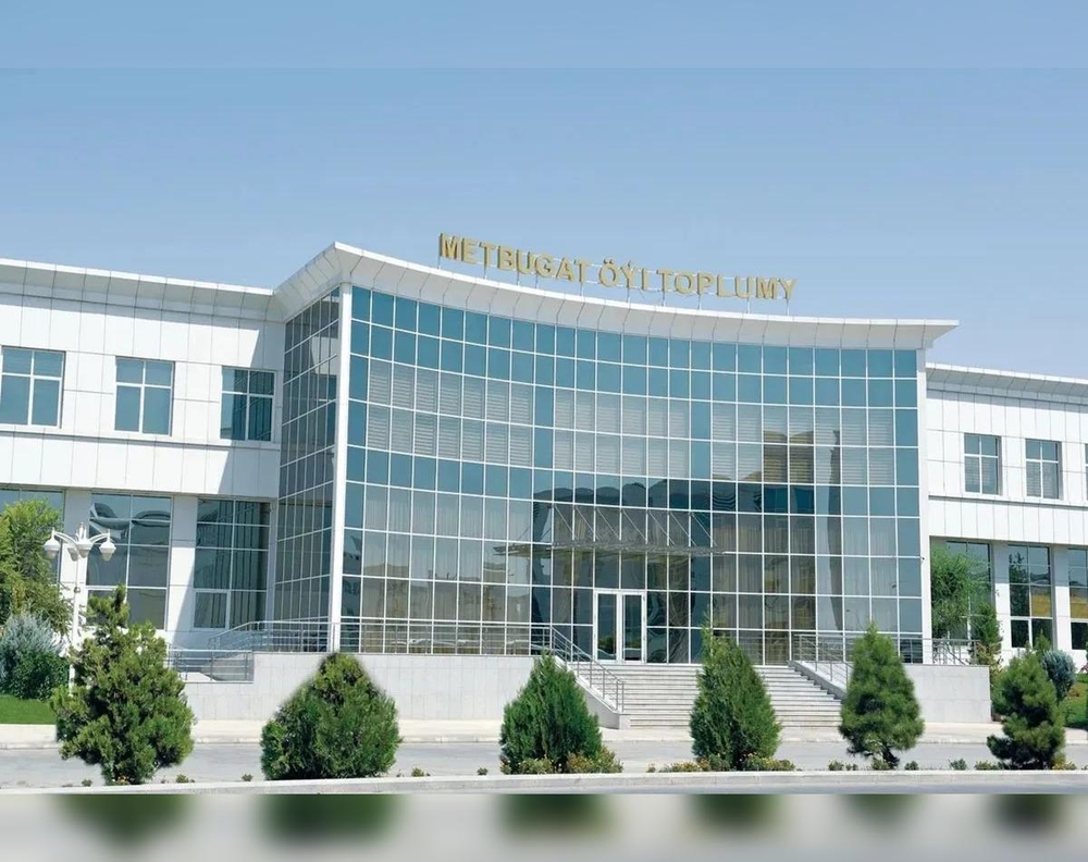 Geljek okuw ýyly üçin Türkmenistanda täze okuw kitaplary taýýarlanyldy