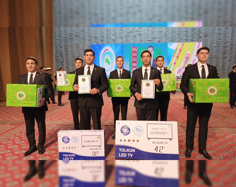 «Berkarar döwletiň täze eýýamynyň bagtyýar gerçekleri» atly döredijilik bäsleşiginiň jemleýji tapgyry geçirildi