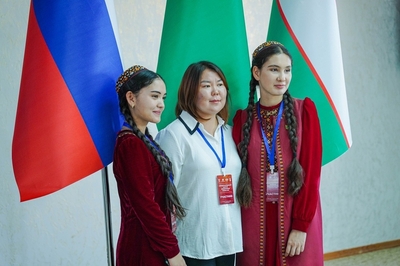 Delegates of Turkmenistan participate in the CIS Volunteer Forum in Cholpon-Ata