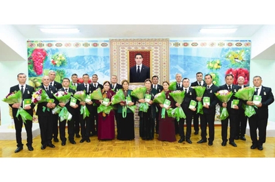 Decree of the President of Turkmenistan on awarding the medal of Turkmenistan «Watana bolan söýgüsi üçin» on the occasion of the Harvest Festival