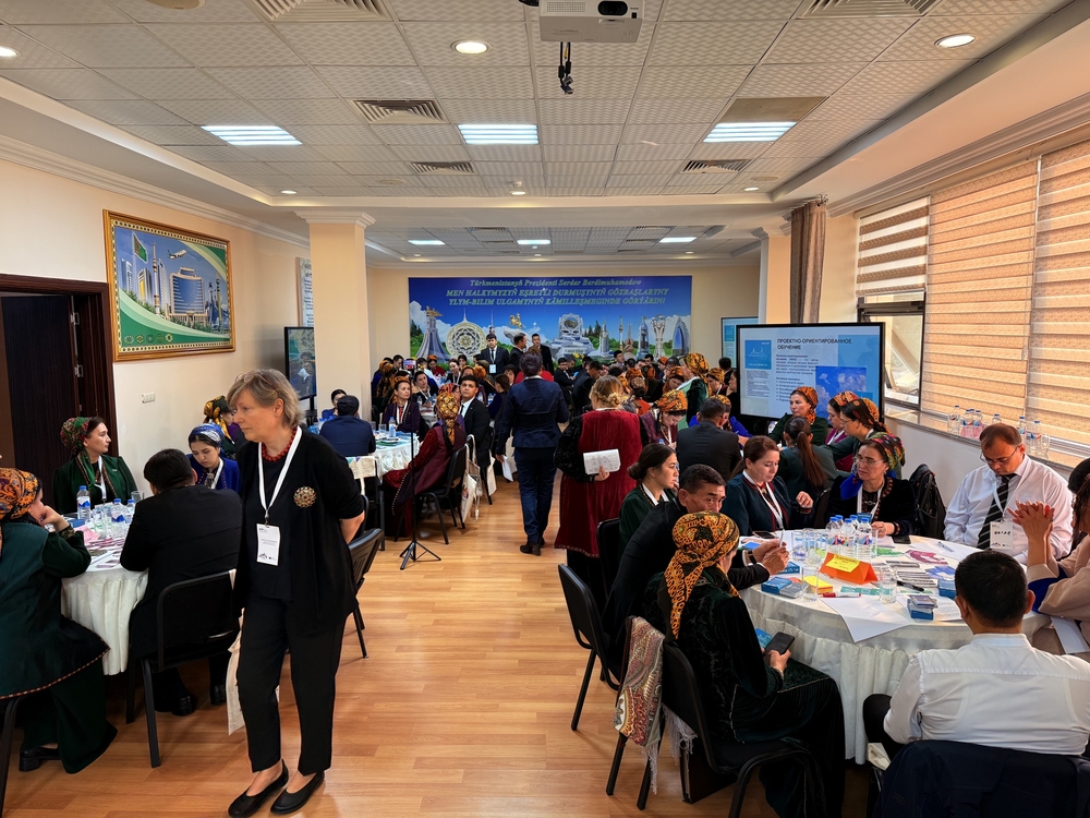 A training seminar aimed at improving the professional qualifications of teachers