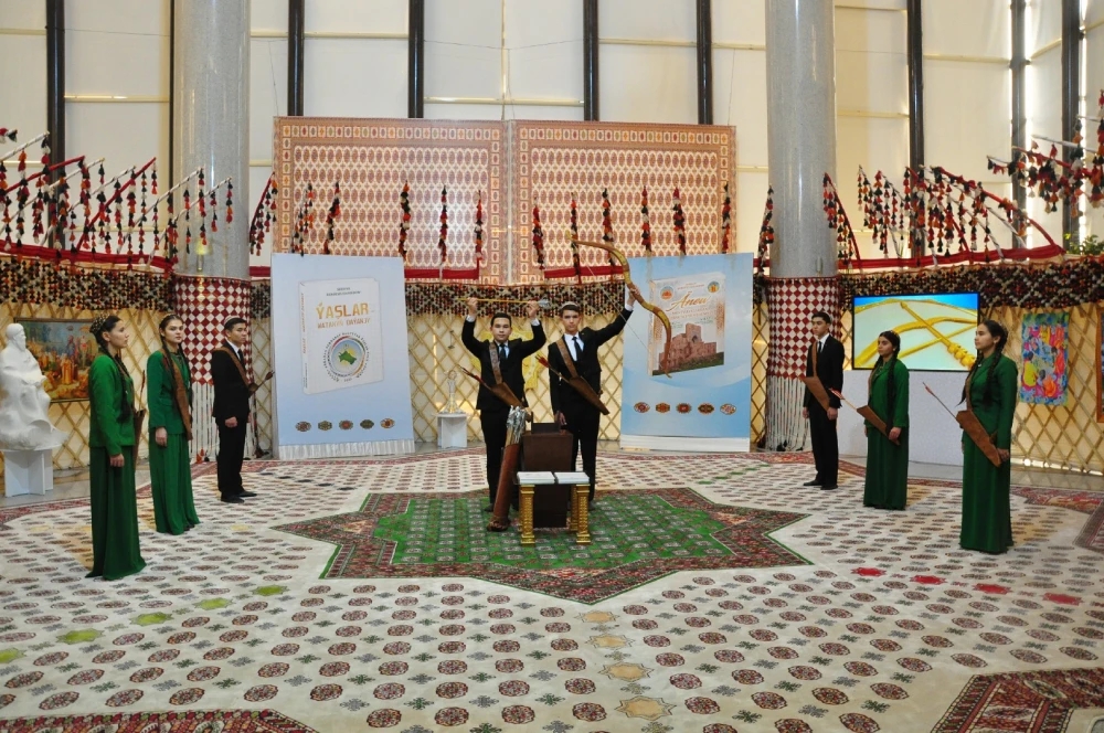 The II game of the lV season of the "Young Messengers of Peace" intellectual competition was held at the Institute of International Relations