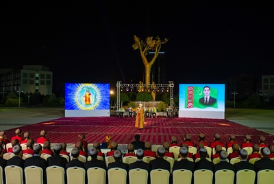 Сreative competition titled “Happy Braves of Powerful State”was competed among the  faculties of Yagshygeldi Kakayev International Oil and  Gas University