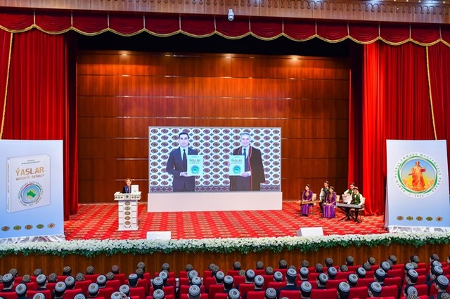 A presentation ceremony of the book «Youth is the support of the Motherland» by the President of Turkmenistan Serdar Berdimuhamedov was held.