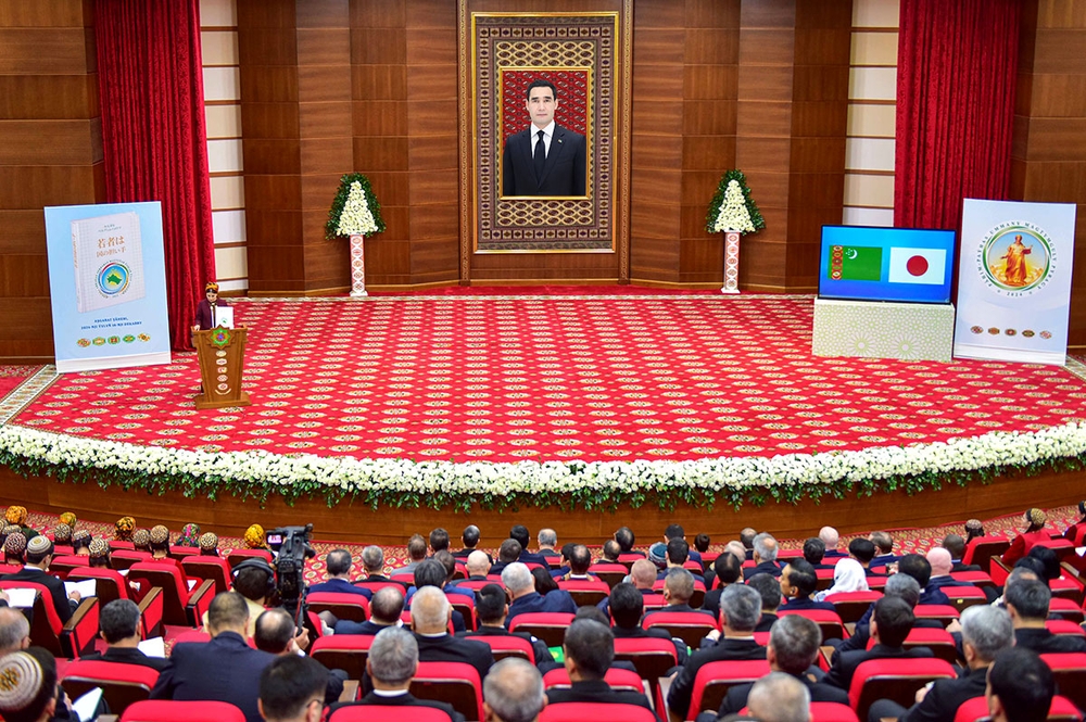 The Japanese Edition of the Esteemed President's Book "Youth — The Pillar of the Nation" Presented