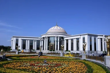 The Ministry of Education of Turkmenistan has updated the procedure for recognizing foreign law degrees