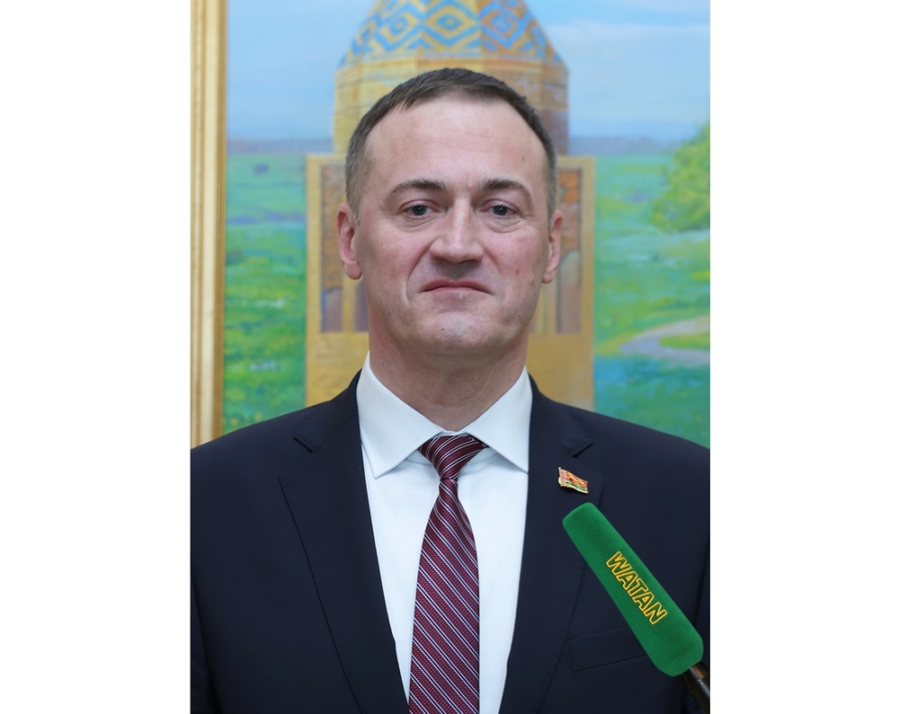 His Excellency, the President, met with the newly appointed Extraordinary and Plenipotentiary Ambassador of the Republic of Belarus to Turkmenistan