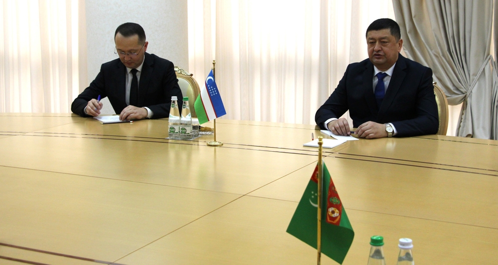 Important issues of Turkmen-Uzbek relations discussed