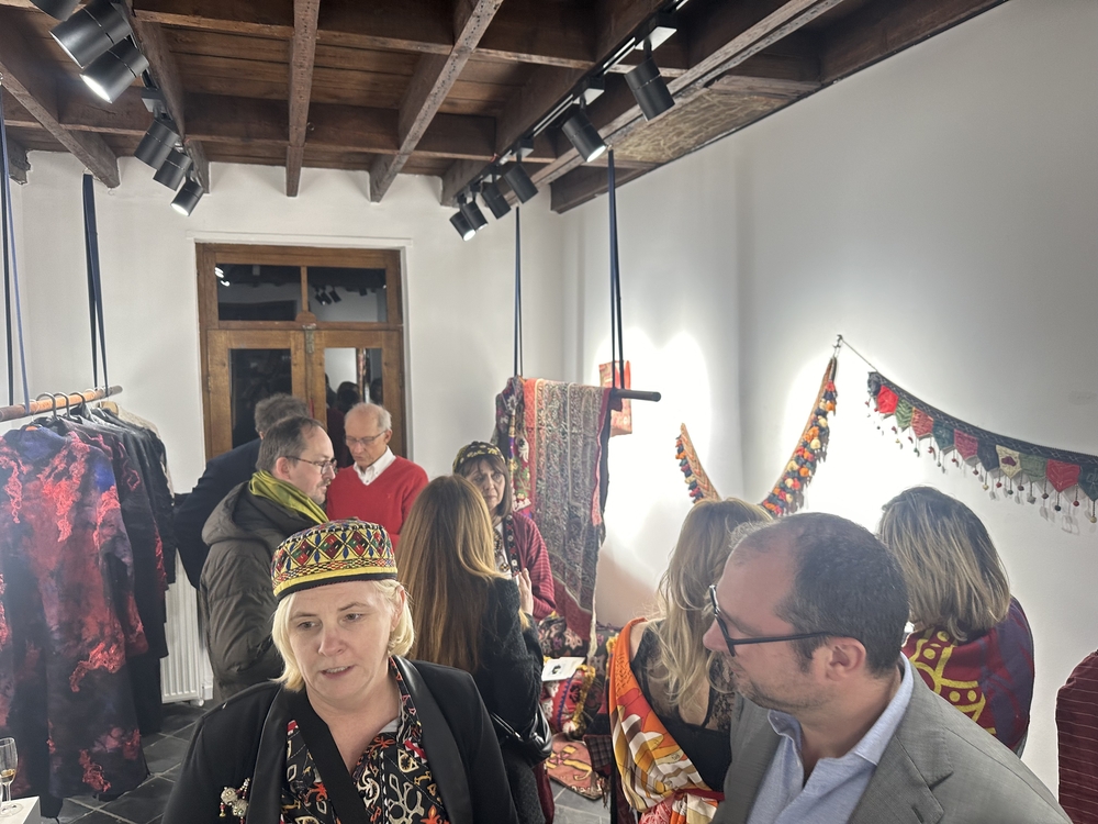 Brussels presented the unique products of Turkmen decorative art