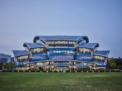 Seulyň ýokary okuw mekdebi türkmen talyplaryny STEM magistr maksatnamasy boýunça talyp hakly okuwlara kabul etmäge taýýar