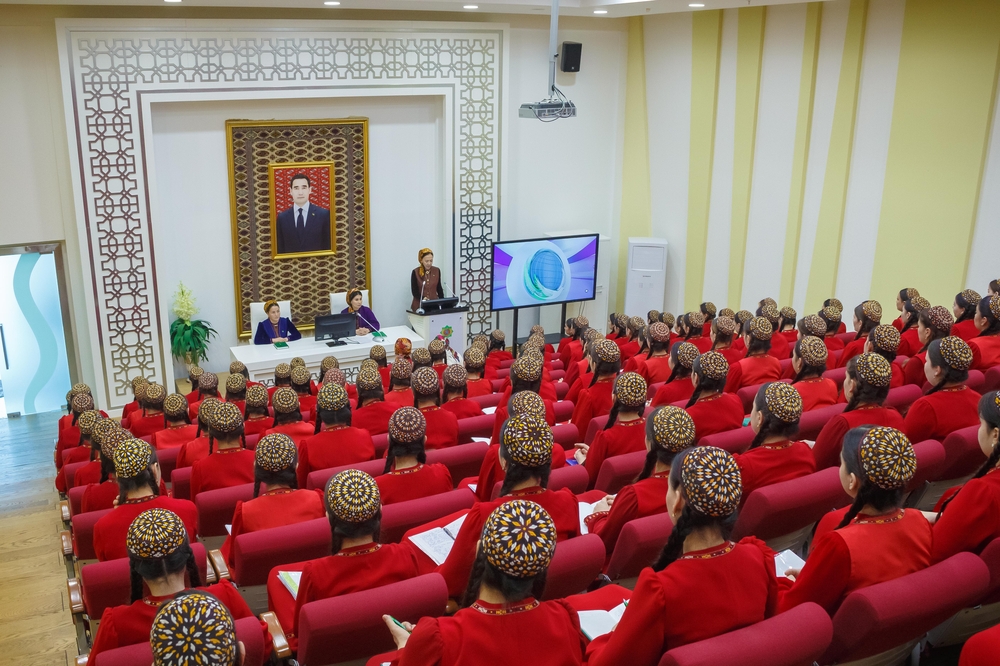 The Primary organization of Women of the Yagshygeldi Kakayev International Oil and Gas University held an educational-preaching meeting among the female students of the university 