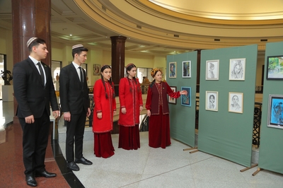 “Emeli aň arkaly bilim bermek işiniň kämilleşdirilişi” atly ylmy-amaly maslahaty