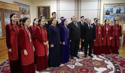 USSAT MIRASGÄR BILEN TÄSIRLI GEÇEN DUŞUŞYK