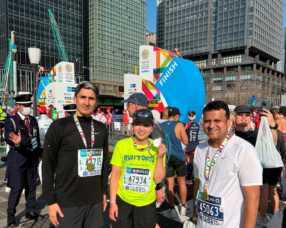 Türkmenistanyň Ýaponiýadaky ilçisi “Tokio Marafon ̶ 2025” çäresine gatnaşdy