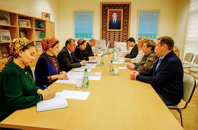 “Ýewraziýa we Afrika halklarynyň assambleýasy” hökümete degişli däl halkara bileleşiginiň wekiliýeti bilen duşuşyk