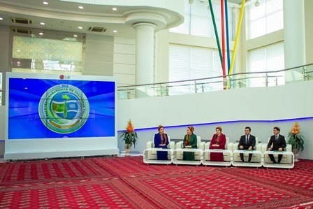 The Yagshygeldi Kakayev International Oil and Gas University and the Miras Turkmenistan TV channel jointly held a television program. 