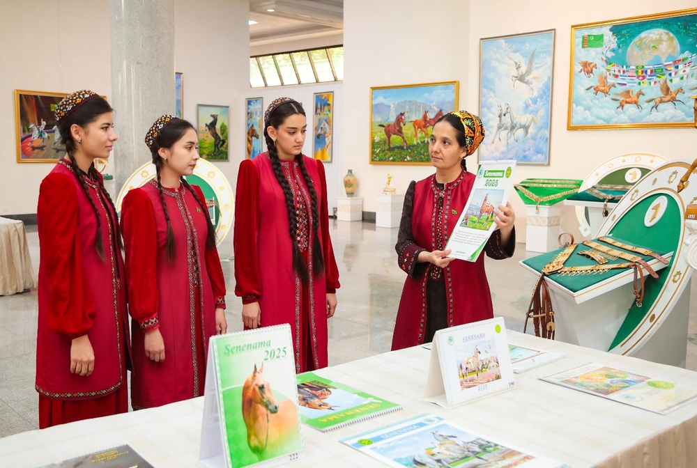 Parahat ýurdumda türkmen bedewiniň şekillendiriş sungatyndaky waspy