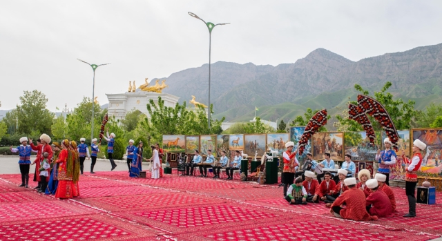 Festive concert titled "Horses – National Heritage and Pride of Turkmens"