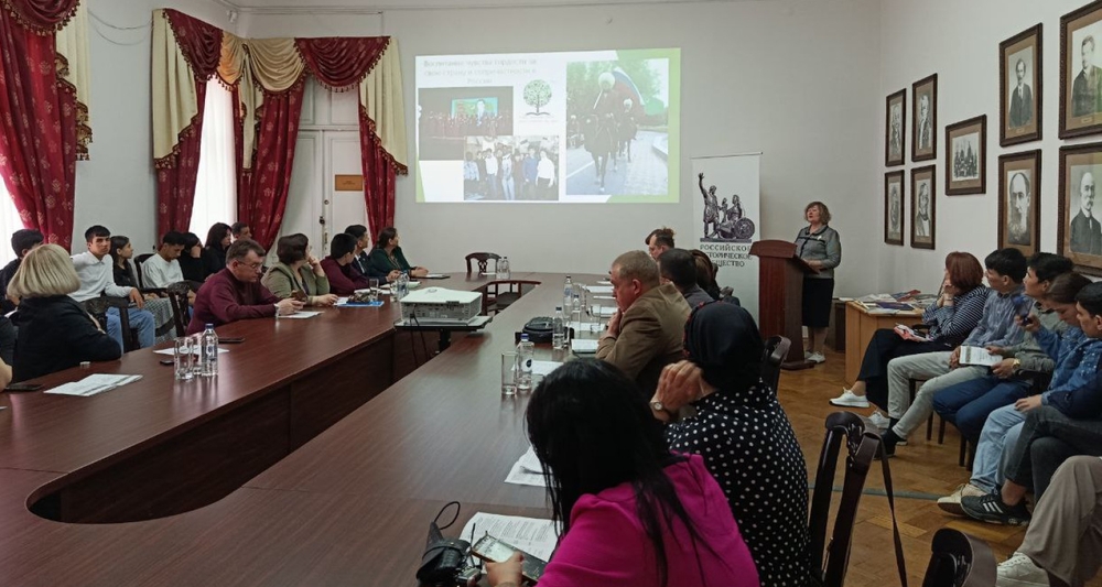 A round table dedicated to the International Year of Peace and Trust was held in Astrakhan