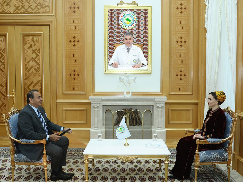 Vice President of Gurbanguly Berdimuhamedov Charitable Foundation met with the delegation of the Al-Arabiya TV channel