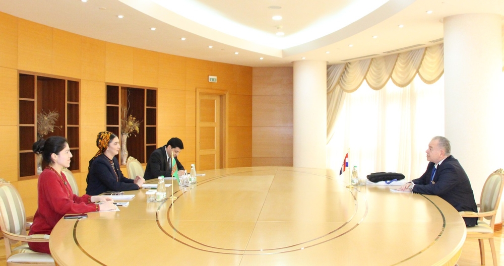 Croatian Ambassador presented copies of his credentials