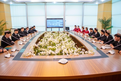 Cooperation with the Technological University of Malaysian company "PETRONAS" is developing