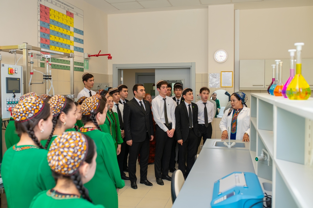 Open Day at the Yagshygeldi Kakayev International Oil and Gas University 