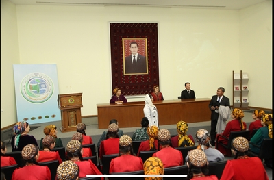 On April 23, 2025, a creative evening dedicated to the 105th anniversary of the birth of Hero of Turkmenistan Maya Kuliyeva, entitled “Our Heroine and dear Maya Eje” was held at the State library of the State Cultural Center of Turkmenistan. The event was attended by lectures and students of the Yagshygeldi Kakayev International Oil and Gas University.