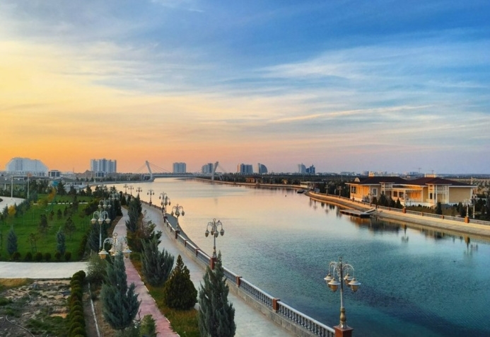 President of Turkmenistan Reviews Preparations for International Conference in the National Tourist Zone "Avaza"