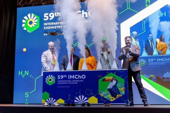Türkmenistanyñ mekdep okuwçylary Braziliýada geçirilen Mendeleýew olimpiadasyna gatnaşdylar