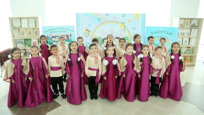 KITAP SERGISINE GEZELENJIŇ OKUWÇYLARA TÄSIRI