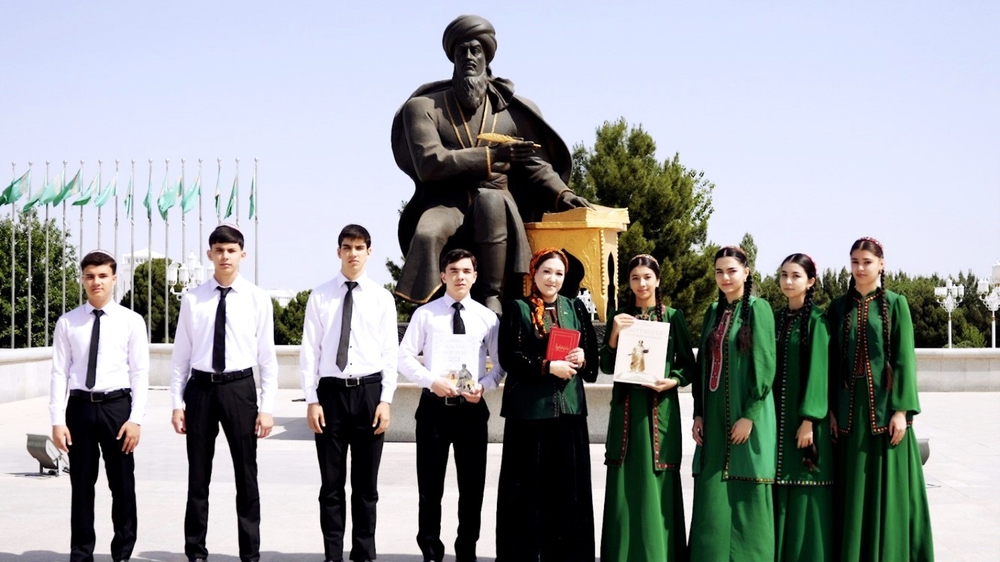 TRIBUTE TO MAKHTUMKULI FRAGI