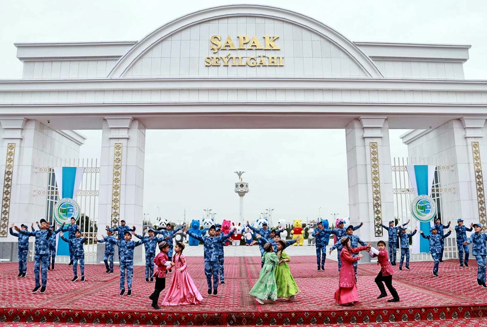 A New Park Opens in Ashgabat