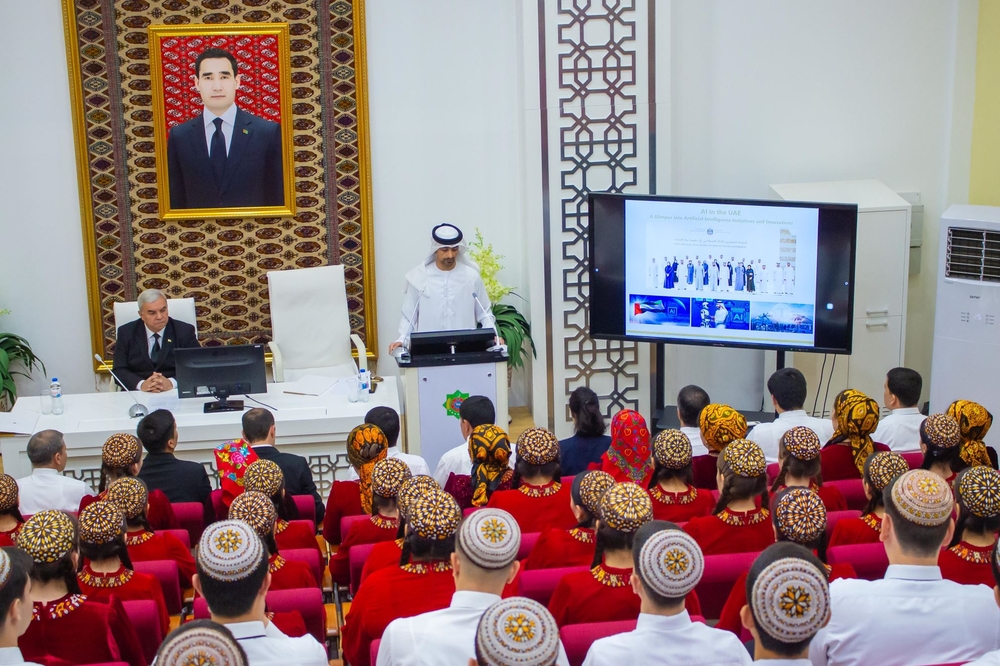 Ambassador Extraordinary and Plenipotentiary of the United Arab Emirates to Turkmenistan held a seminar at the Yagshygeldi Kakayev International Oil and Gas University